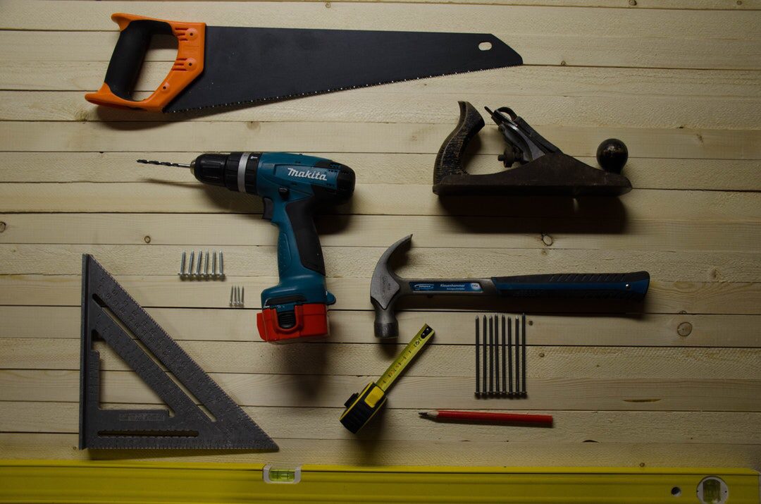An image of some carpentry tools.
